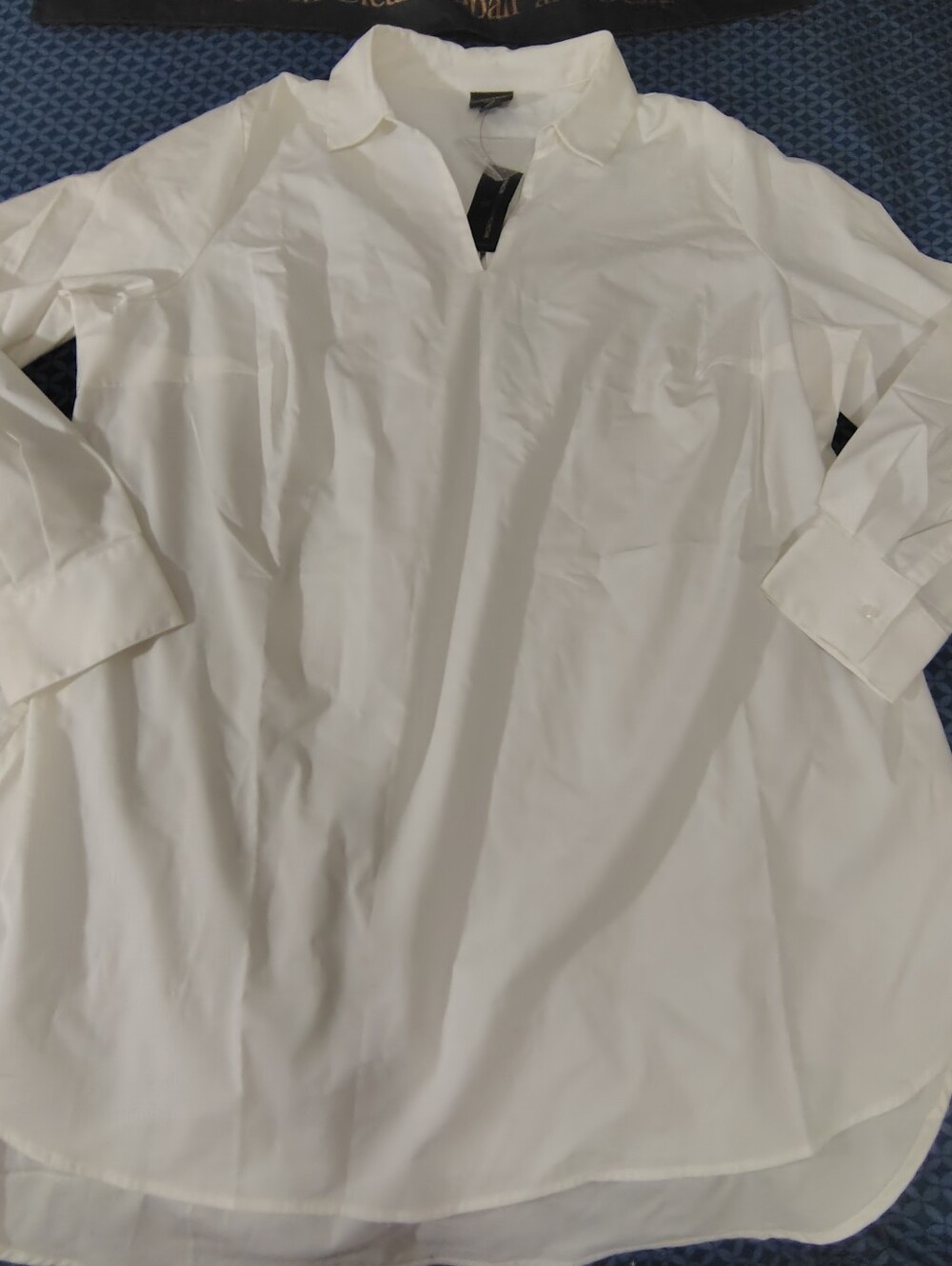 New Worthington Women's Solid White Collared Long Sleeve Blouse.